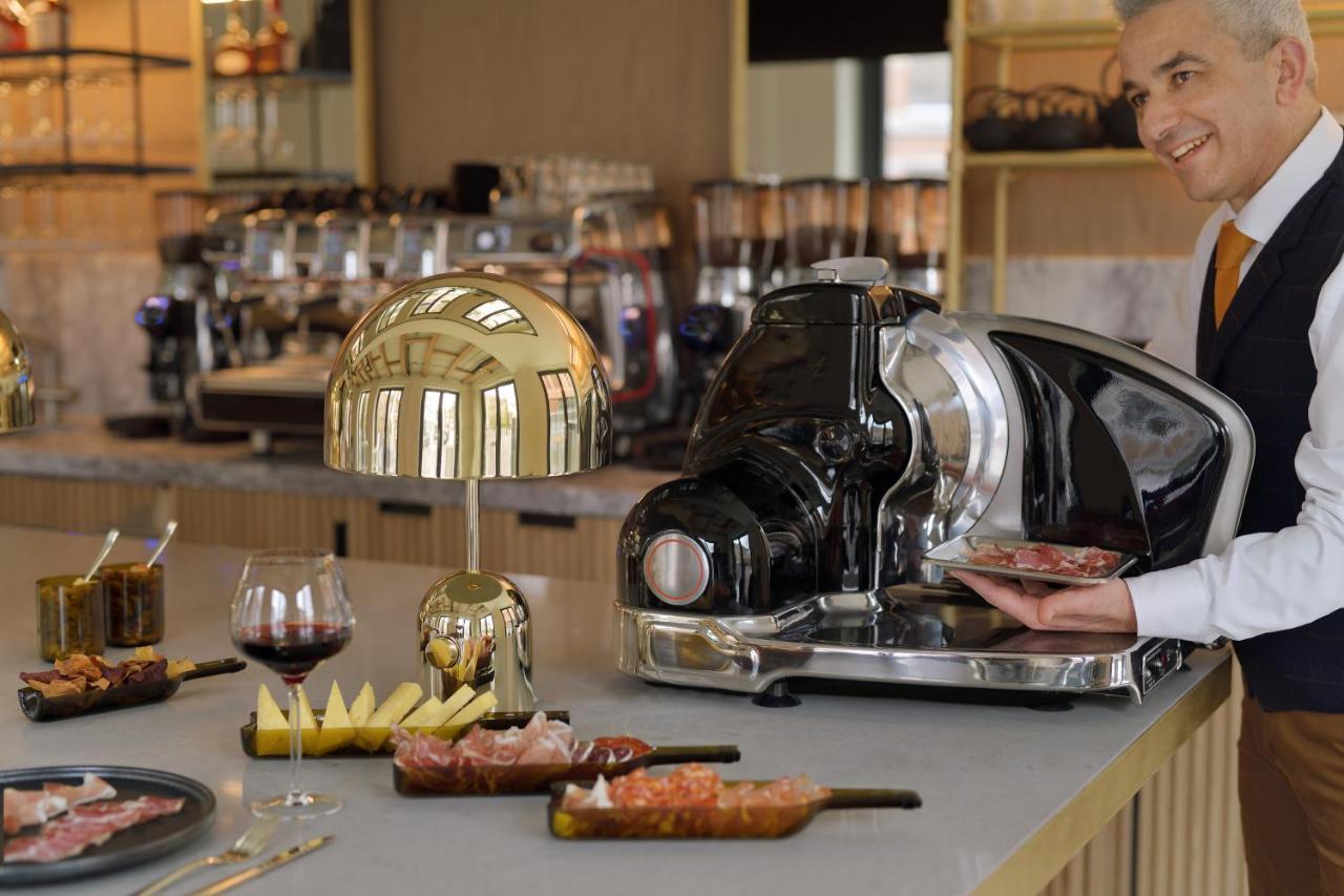 Moevenpick Hotel Haag Eksteriør billede